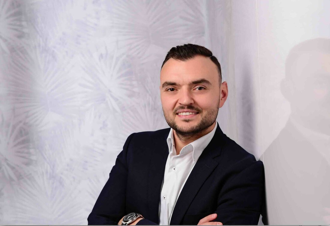 Zum 6. Mal in Folge in &#8222;Financial Times 1000&#8220; Düsseldorf, 5. März 2025 &#8211; iBanFirst wurde zum sechsten Mal in Folge in die renommierte &#8222;FT1000&#8220;-Rangliste der Financial Times aufgenommen, welche die 1.000 am schnellsten wachsenden Unternehmen auszeichnet. Mit einem positiven EBITDA seit mehr als einem Jahr, strebt iBanFirst bis 2025 einen Umsatz von 85 Millionen Euro an. Internationales Wachstum durch digitale Zahlungsplattform Dieses Wachstum ist auf erfolgreiche Kundengewinne und eine starke Bindung bestehender Kunden in zehn europäischen Ländern zurückzuführen, in denen iBanFirst vertreten ist. In einem zunehmend wirtschaftlich herausfordernden Umfeld ist die Mission von iBanFirst wichtiger denn je, kleinen und &hellip;